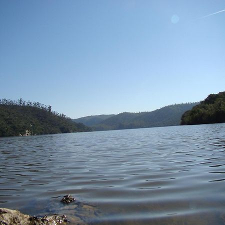 Finca Dehesa Tres Riveros Эррера-де-Алькантара Экстерьер фото