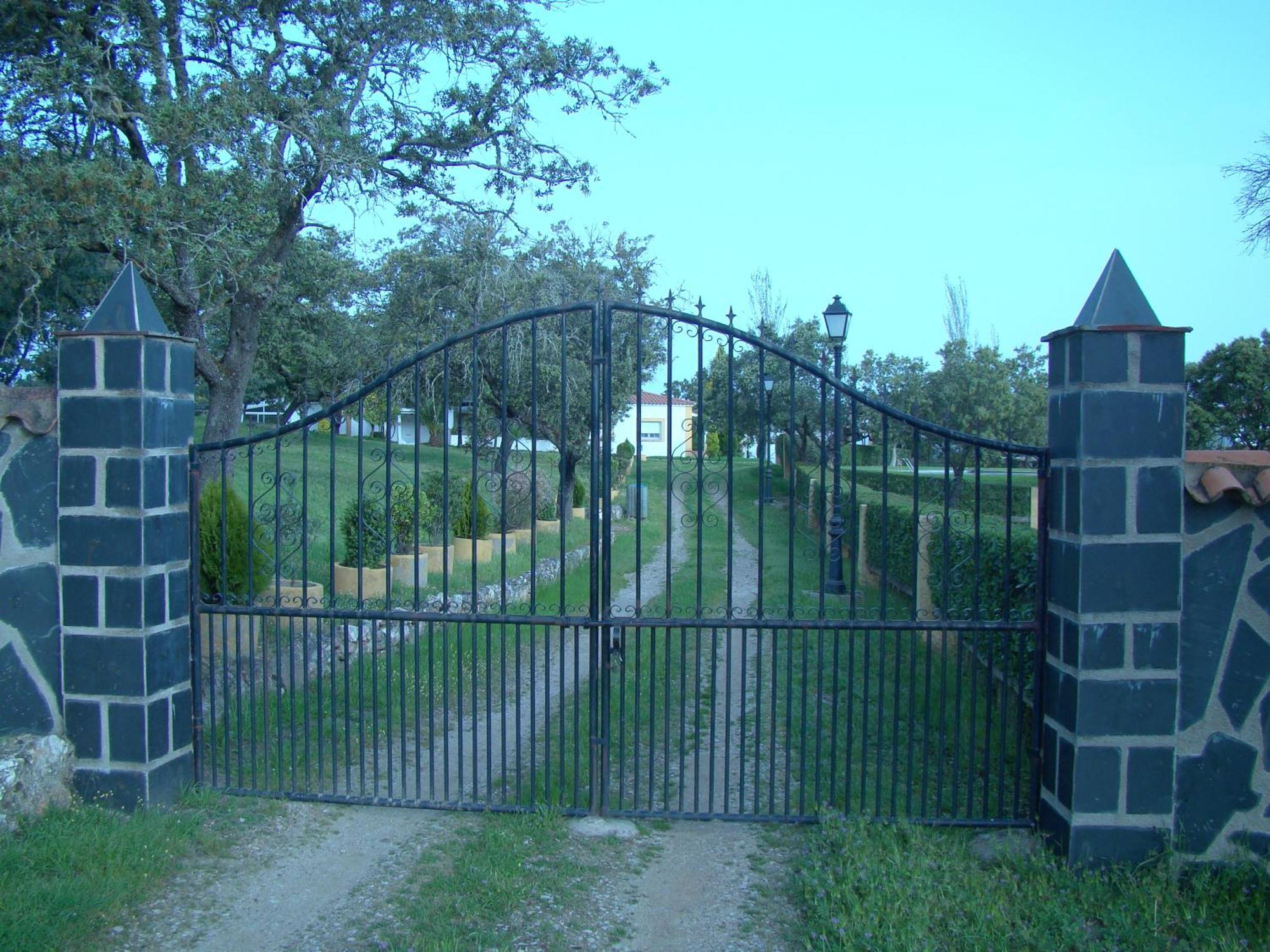 Finca Dehesa Tres Riveros Эррера-де-Алькантара Экстерьер фото